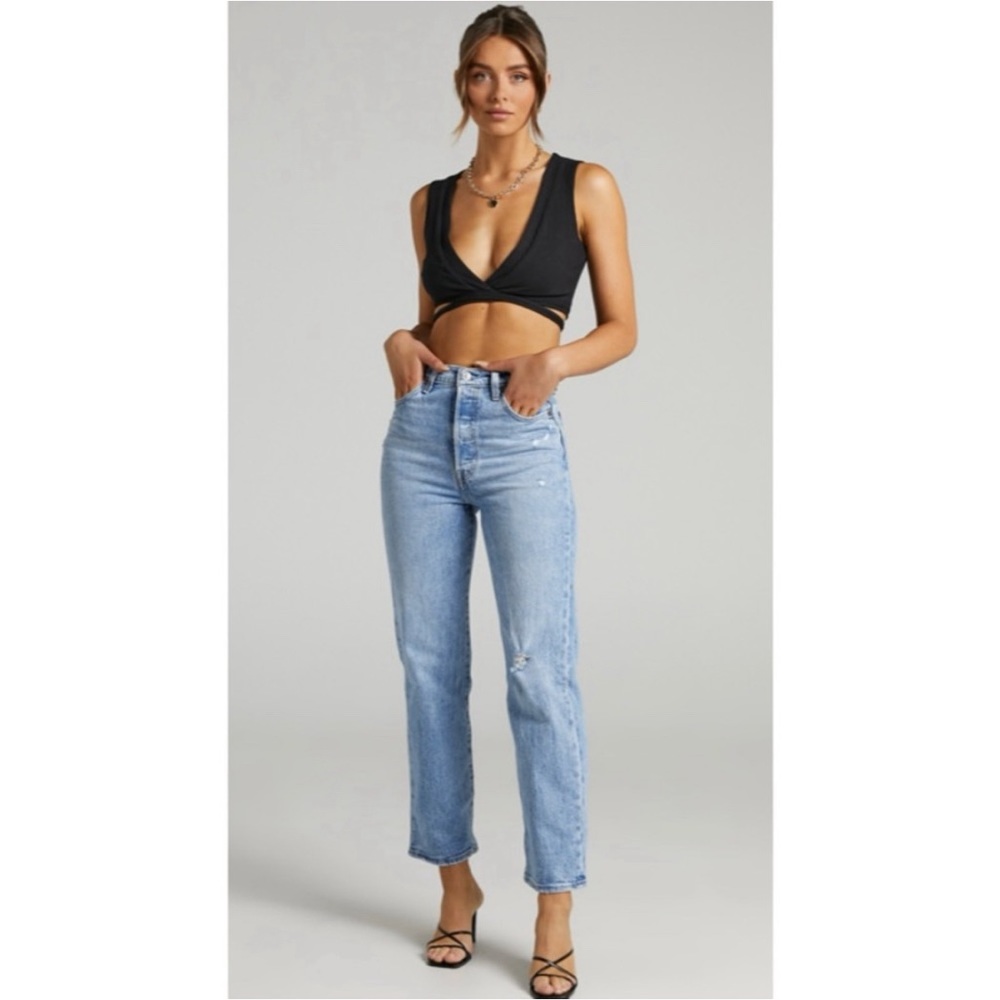new condition Levis Ribcage straight ankle Samba Done 32 27L